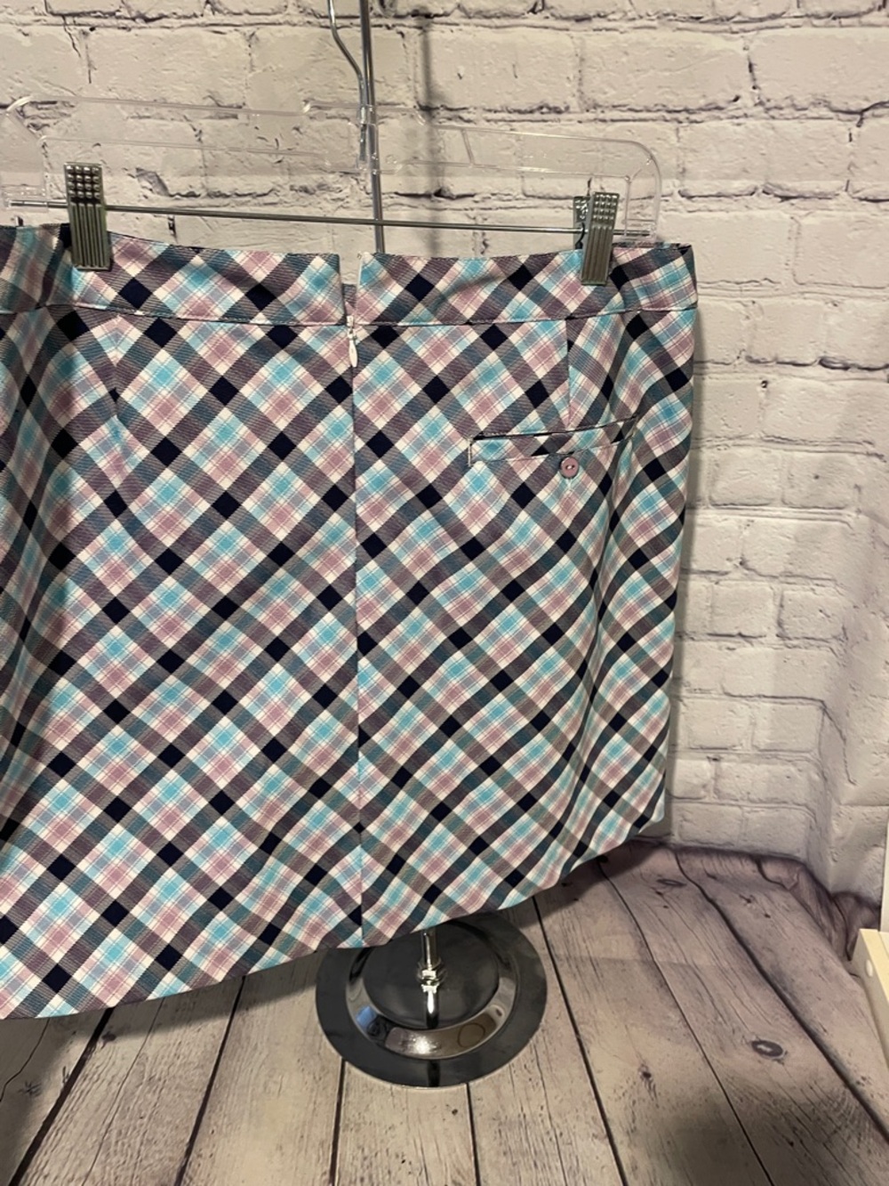 Lady Hagen Blue and Pink Plaid Skort with Side Zip Sz10 - Picture 3 of 6